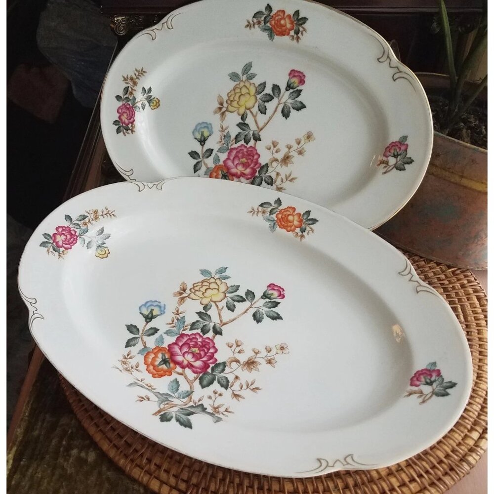 SOLD: Oval Serving Platters Vintage Floral